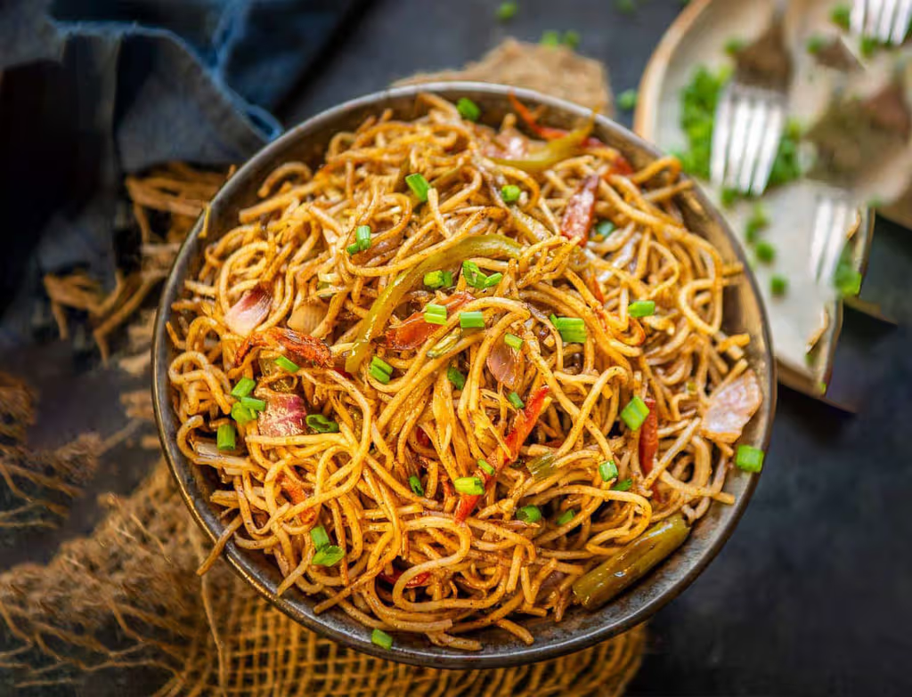 Veg Hakka Noodles